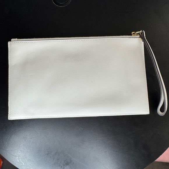 NWOT White Michael Kors Wristlet Clutch Handbag White Leather MK Logo Zip Pouch - Picture 5 of 9